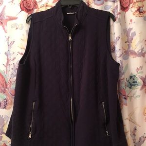 Navy C&B vest with pockets